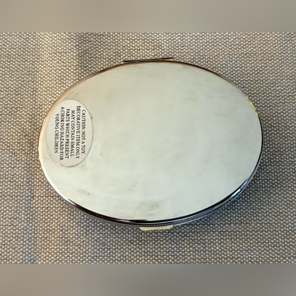 Pretty Butterfly Compact Mirror - Picture 7 of 7